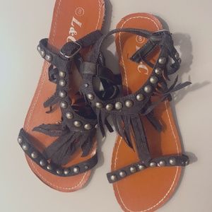 Cute Boho Black Fringe Tassel Brown Sandals with Brass Studs (Size 8)